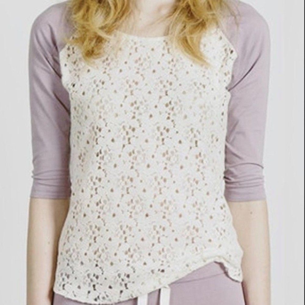 Zinkē Floral Lace Raglan Top w Lavender Sleeves